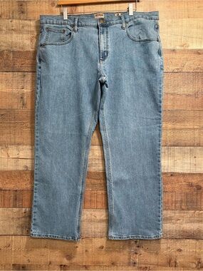 RedHead (Bass Pro Shops) Men’s Jeans 40x30 Straight Fit Med Wash Like New M009